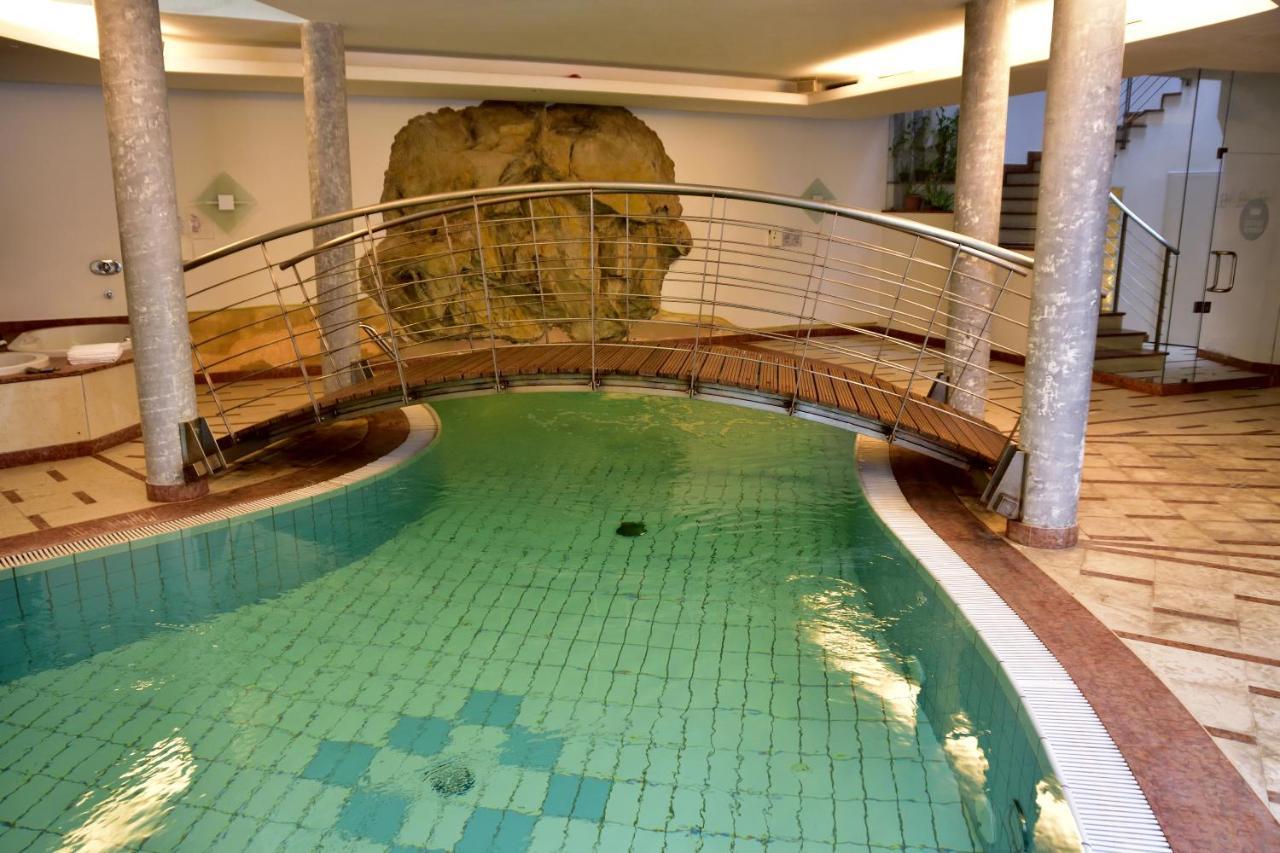 Hotel Krone Brunico Kültér fotó