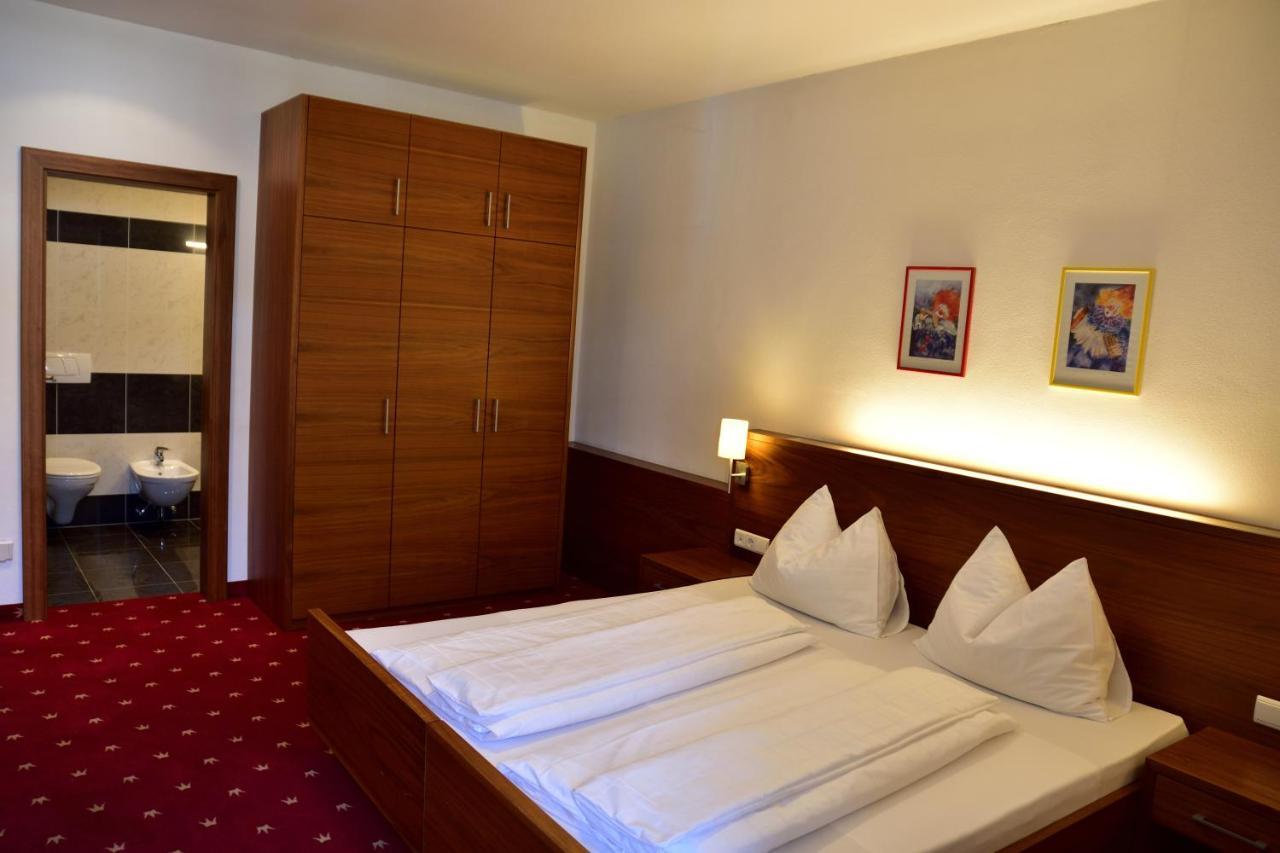 Hotel Krone Brunico Kültér fotó