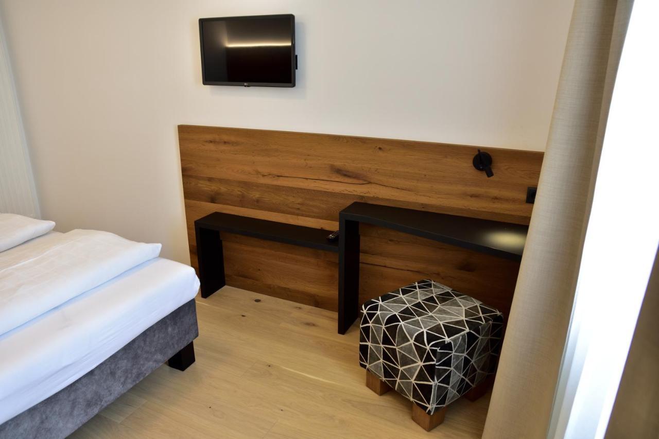 Hotel Krone Brunico Kültér fotó